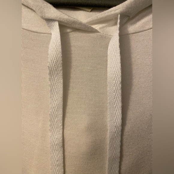 Super soft hooded longsleeve with stripe detail - Picture 4 of 6